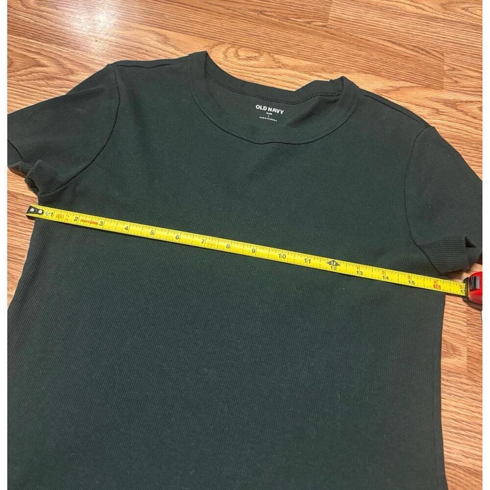 Old Navy Forest Green Baby Tee Size Large - Picture 4 of 5
